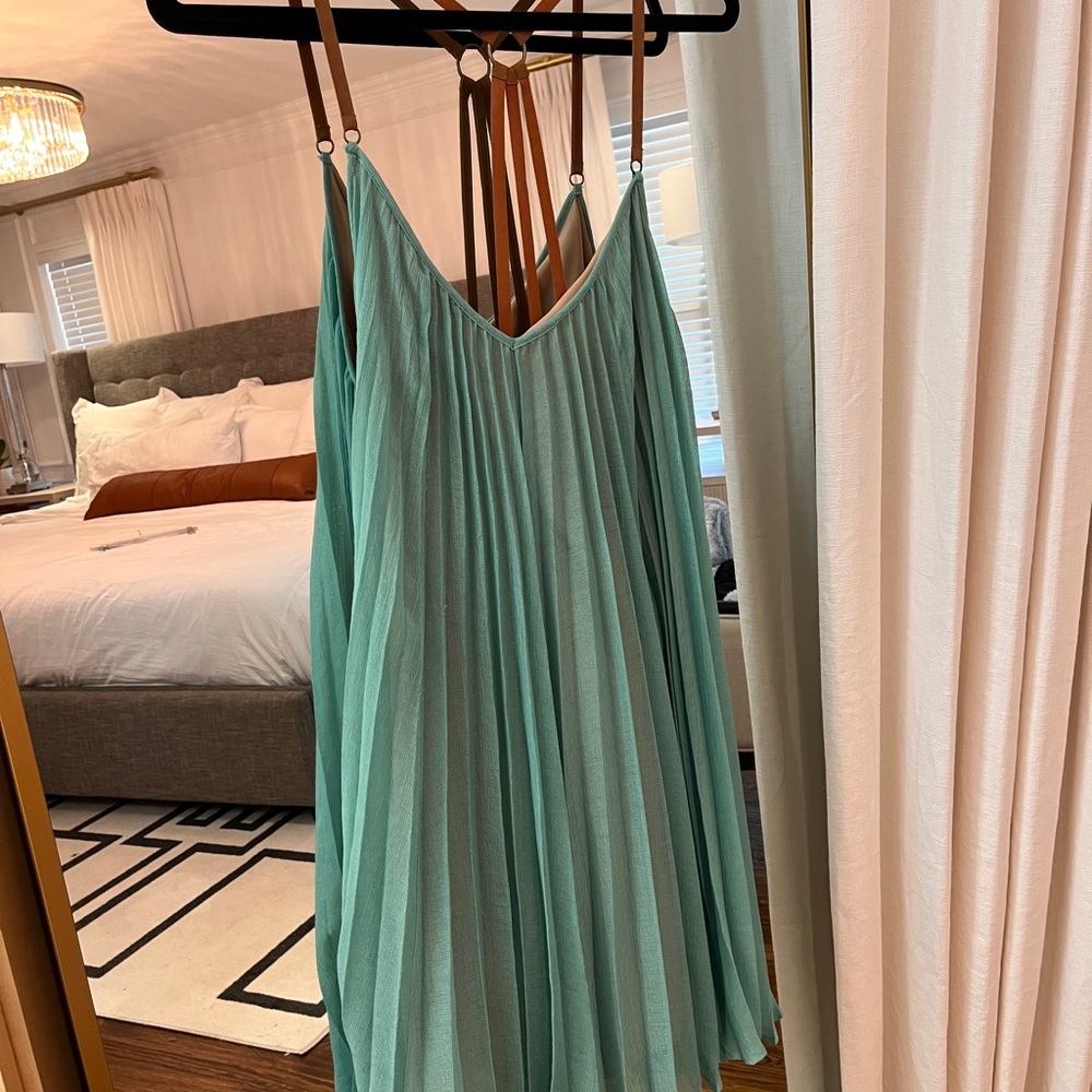 BCBG MAXAZRIA Elegant Teal Pleated Dress